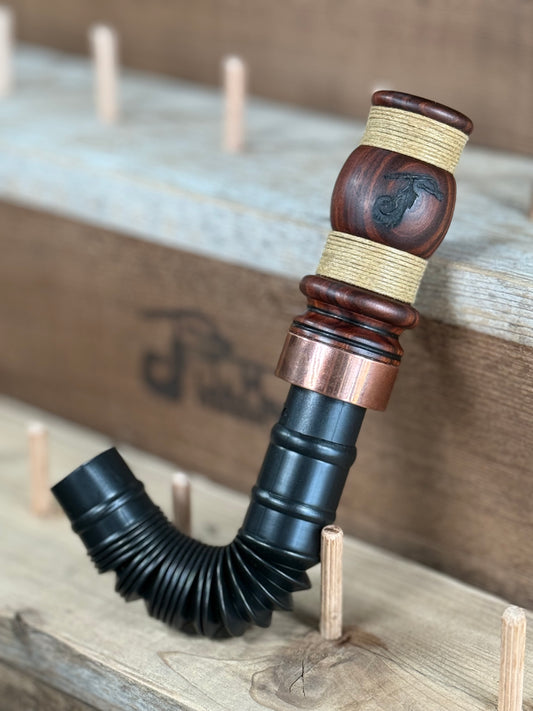 Bolivian Rosewood Grunt Call with Flex Tube