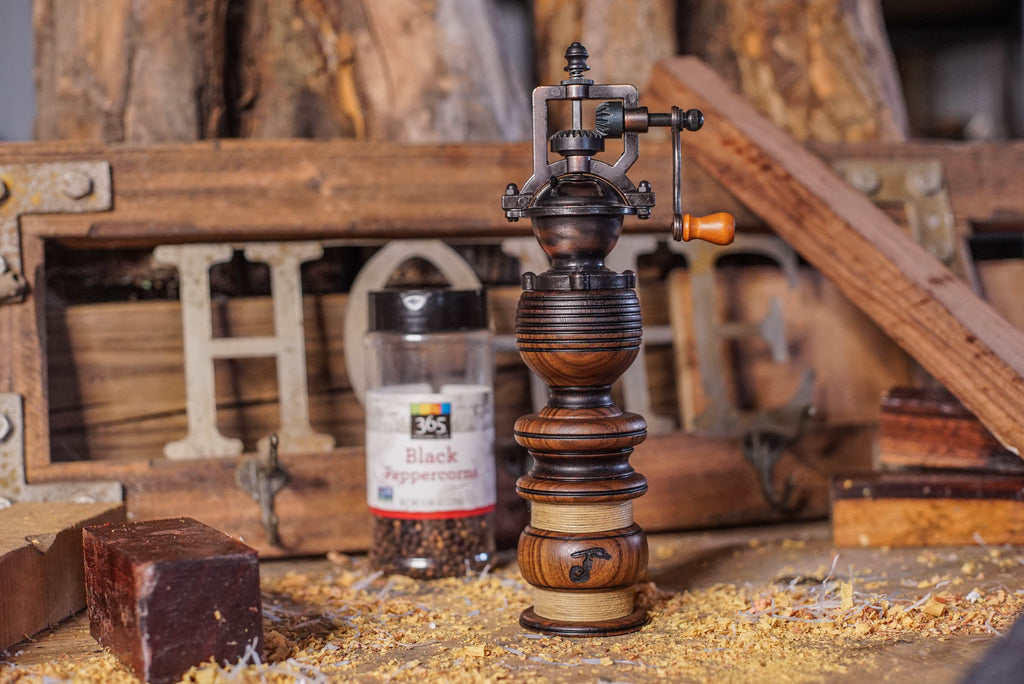 Antique crank handle Pepper Grinder - Coffeewood