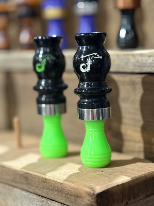 Black/lime green acrylic single reed